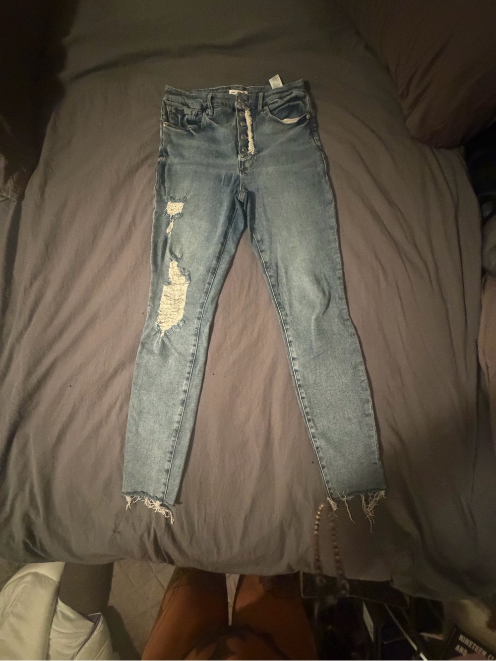 Good American Medium Wash Distressed Skinny Jeans